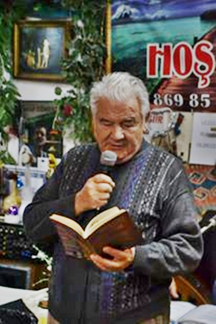 Tik / Ahmet Canbaba